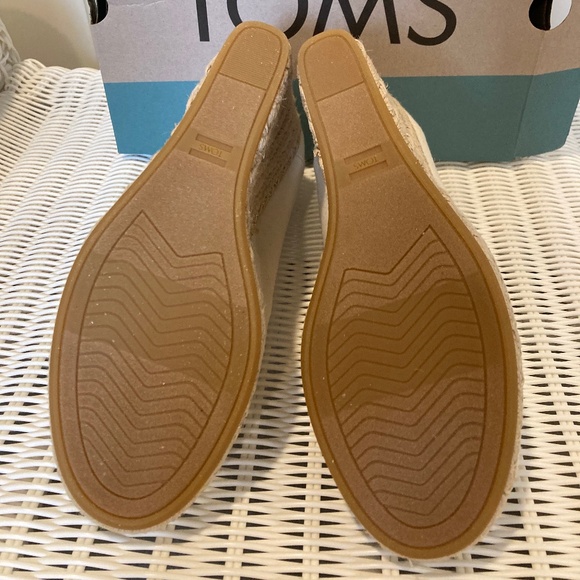 TOMS Michelle Espadrille Wedge Sandal - Picture 10 of 11